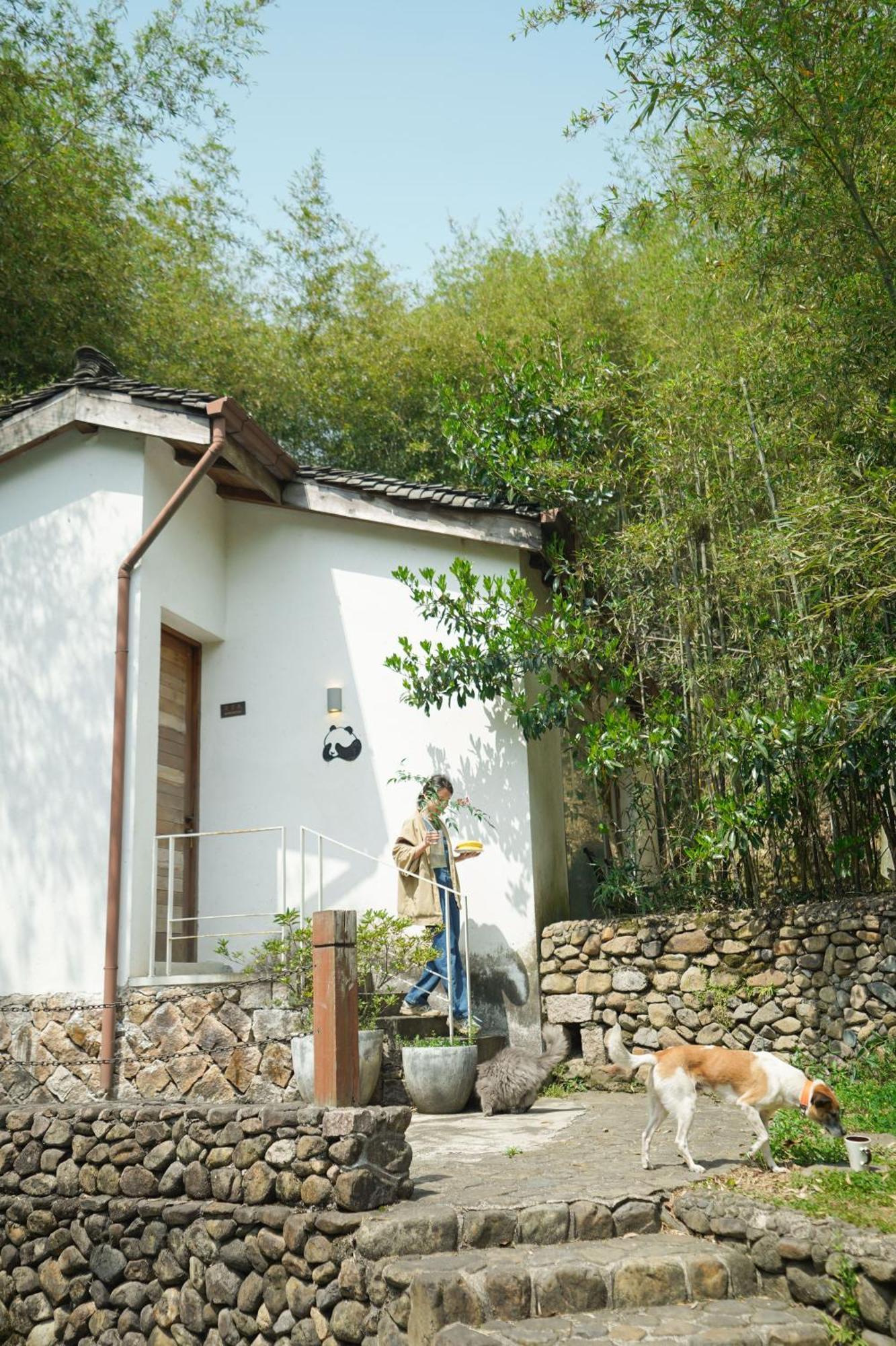 July Bamboo Hostel Deqing Exterior foto